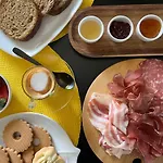 Miss Scola Pastry - Lake Como B&B 아바디아