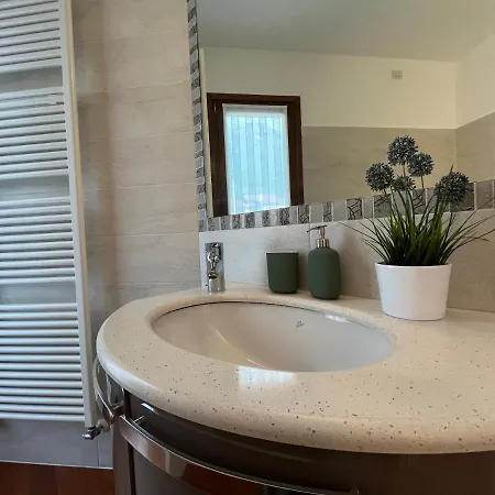 Miss Scola Pastry - Lake Como